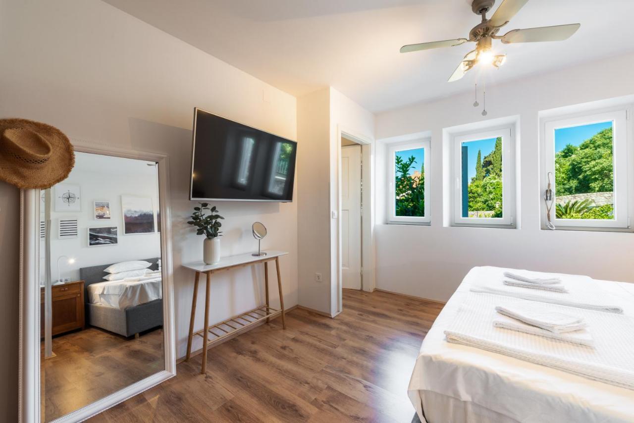 Apartment Near Old Town, Free Parking & Huge Garden Dubrovnik Dış mekan fotoğraf