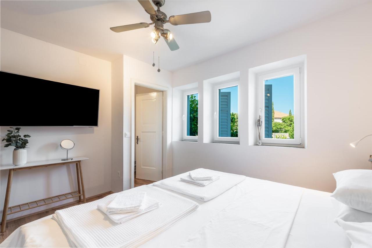 Apartment Near Old Town, Free Parking & Huge Garden Dubrovnik Dış mekan fotoğraf